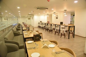 Restaurant - Ginger Ahmedabad RTO Circle (Ahmedabad)