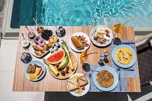 Breakfast meal