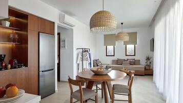 In-room safe, desk, blackout drapes, soundproofing