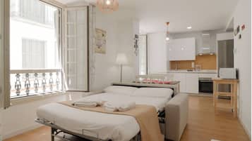 1 chambre, fer et planche à repasser, Wi-Fi gratuit, draps fournis