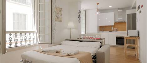 1 bedroom, iron/ironing board, free WiFi, bed sheets