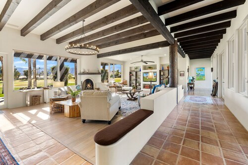 Luxury Enclave in coveted Muirfield Estates at Mission Hills Country Club. EV Charger