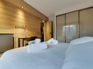 2 quartos, Wi-Fi de cortesia, roupa de cama