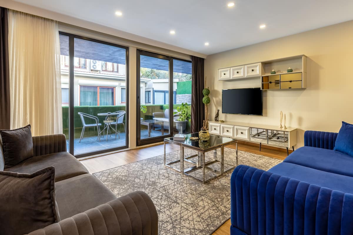 Luxury-Apartment, 1 Schlafzimmer, Poolzugang | Ausblick vom Zimmer