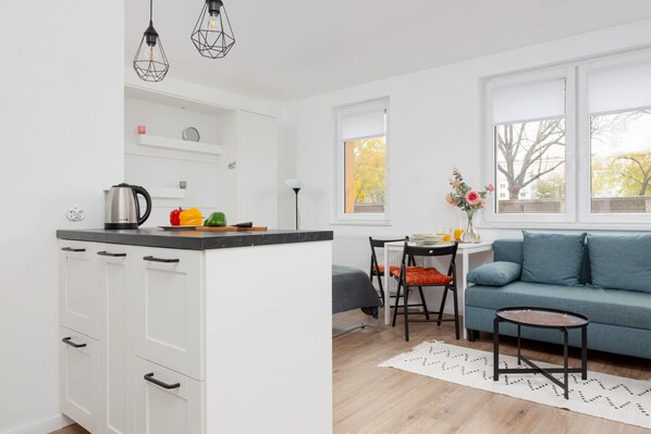 Interior - Siemieńskiego 5 Warszawa | Elegant Studio for 4 Guests (Warszawa)