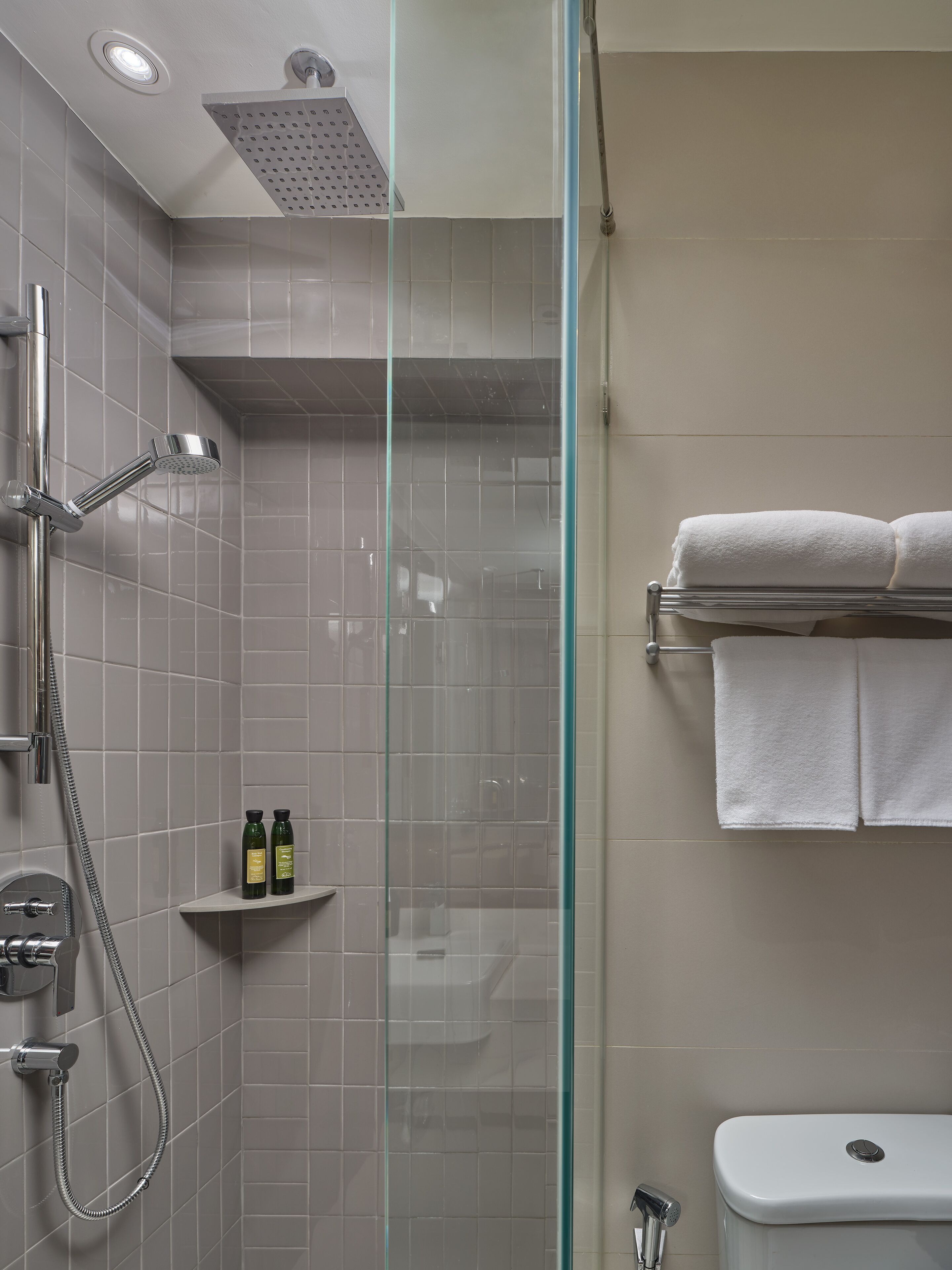 Foto - The Quarter Onnut by UHG