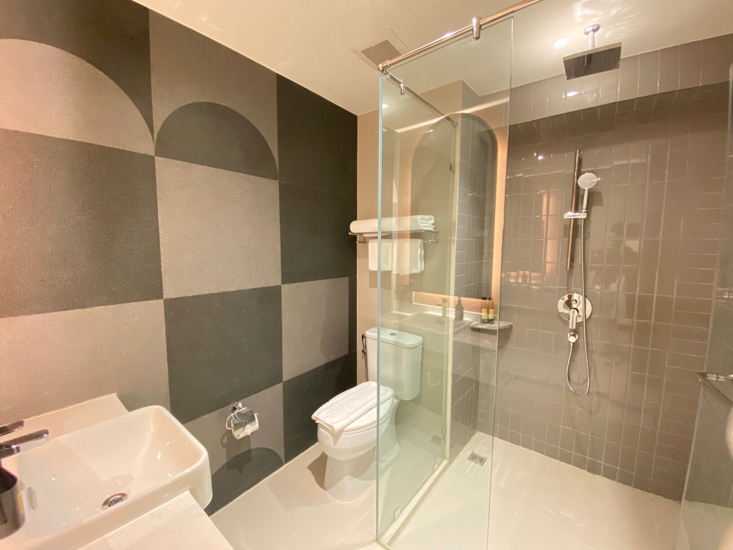 Foto - The Quarter Onnut by UHG