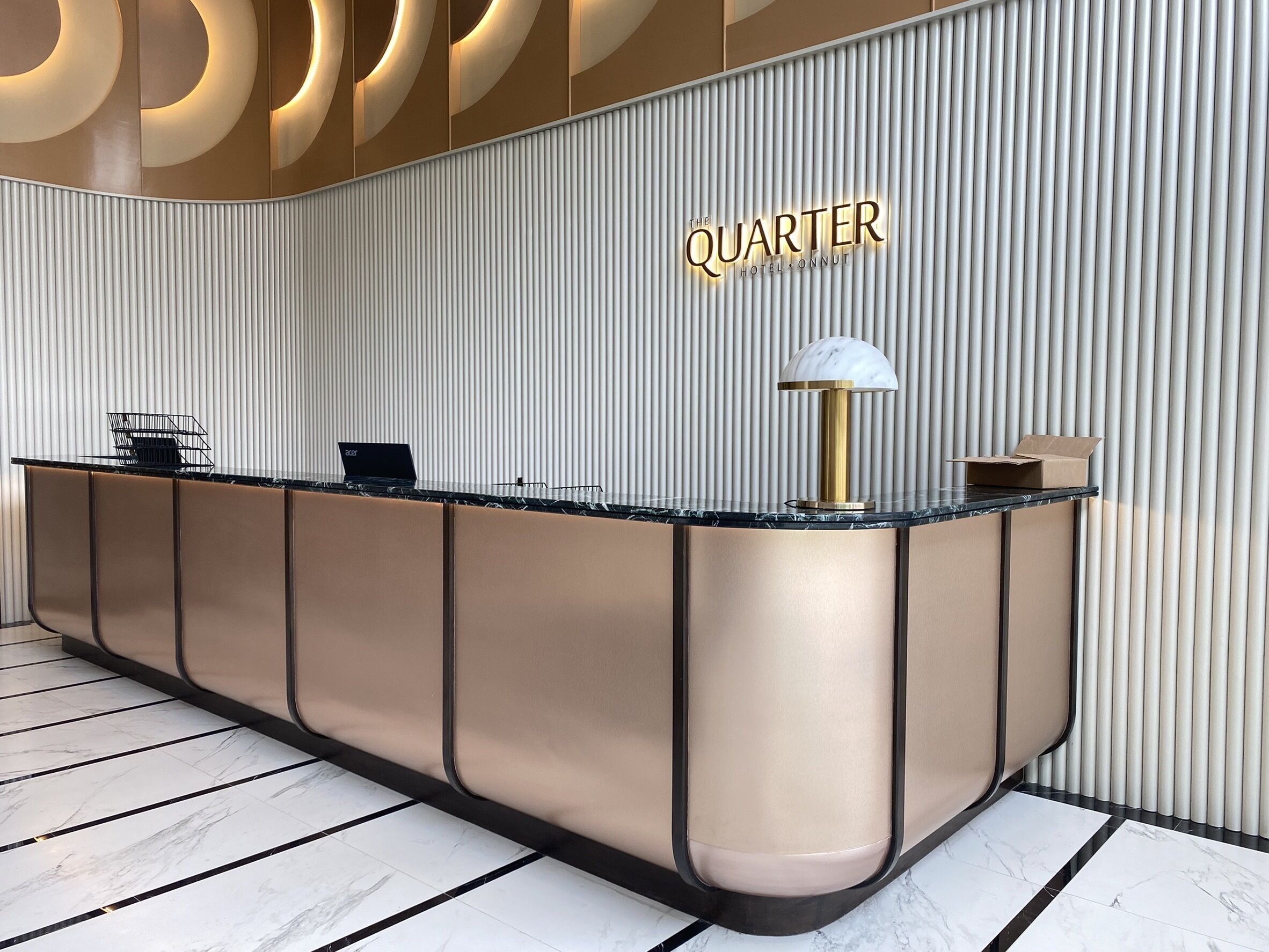 Foto - The Quarter Onnut by UHG