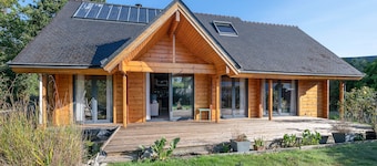 Cosy stay, wooden house for 8