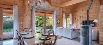 Cosy stay, wooden house for 8