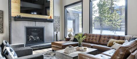 TV connectée, cheminée