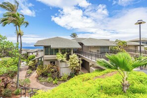 Exterior - Oceanfront Kapalua Bay Villa 23G1 Gated Coastal Elegance (Lahaina)