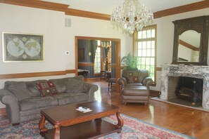 Smart TV, DVD player, books, video library