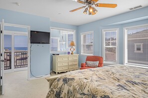 3 bedrooms, iron/ironing board, travel crib, WiFi