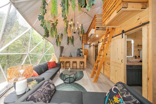 🎢⛈️ Riders on the Storm Dome by GLAMP | Hot Tub🛁 | Outdoor Fire Pit 🔥