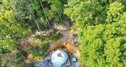 🎢⛈️ Riders on the Storm Dome by GLAMP | Hot Tub🛁 | Outdoor Fire Pit 🔥
