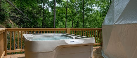 Bañera de hidromasaje exterior