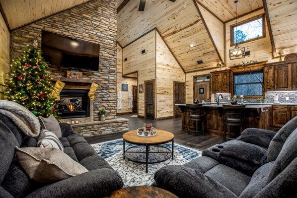 Smart TV, fireplace, stereo