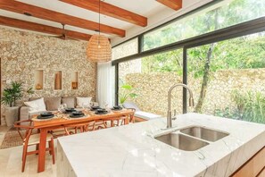 Interior - Private Pool & Hidden Garden Tub Near Tulum Beach (Tulum)