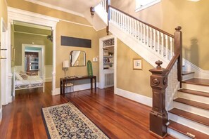 Interior - The Tiny Home and the Mansion! Bumblebee Comfort (Columbus)