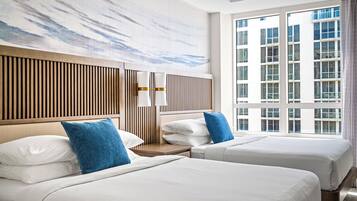 2 bedrooms, in-room safe, desk, iron/ironing board