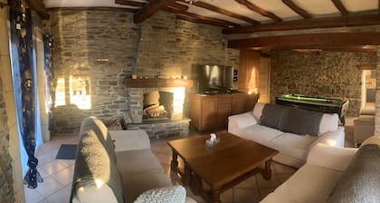 Superb character house entirely renovated for your pleasure.