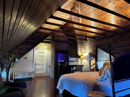 Premium bedding, pillowtop beds, individually decorated