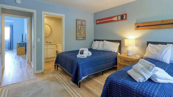 3 bedrooms, iron/ironing board, free WiFi, bed sheets