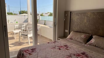 2 Schlafzimmer, italienische Bettbezüge von Frette