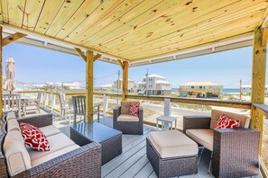 Terrace/patio - PVT. Beach Access+Entire House+Gulf Views (Gulf Shores)