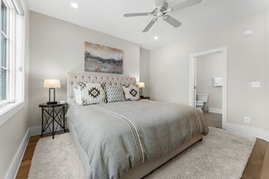 3 habitaciones, tabla de planchar con plancha y wifi gratis 