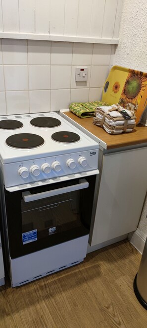 Interior - Cop26 Excellent flat for rental (Cathcart)