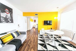 Smart TV, offices