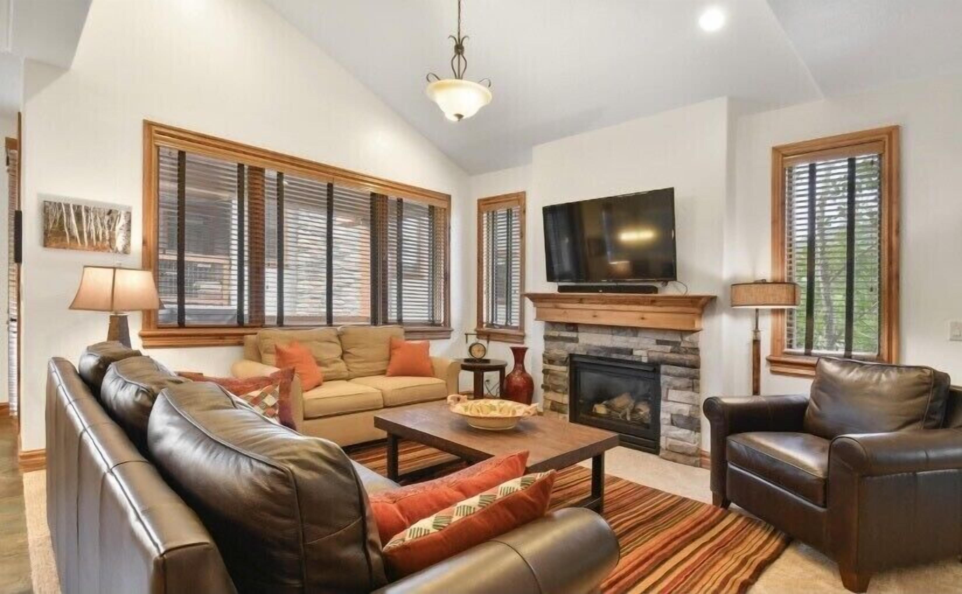 Smart TV, fireplace, video games