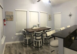 Dining - Beautiful home 2 blocks off of the beach (Panama City Beach)