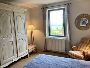 5 chambres, lit parapluie, accĂšs Internet, draps fournis