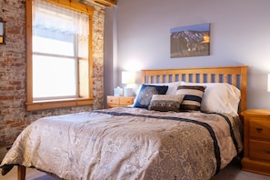 1 chambre, bureau, Wi-Fi gratuit, draps fournis