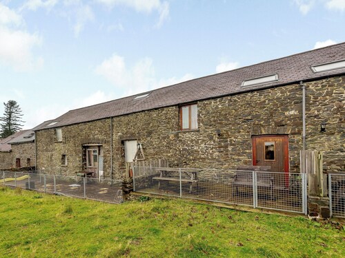 Robin’s Nest - UK36208