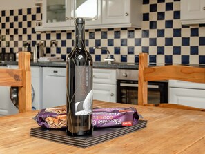 High chair, freezer - Robin’s Nest - UK36208 (Capel Seion, near Aberystwyth)