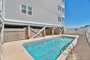 Pool - Oceanfront Windsong Unit 207 | 1BR/1BA | Sleeps 5 | Queen, Bunks, Sofa Beds Setu (North Myrtle Beach)