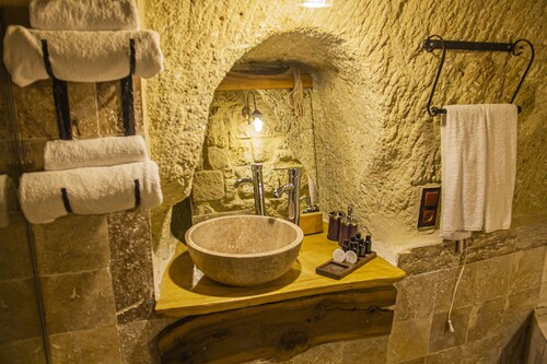Ottoman Cave Junior 