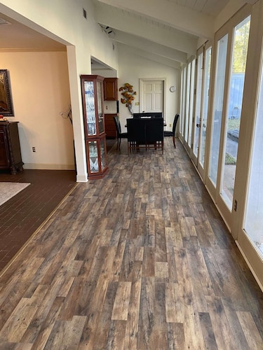 Spacious Hideaway | 5 bds, 3 ba