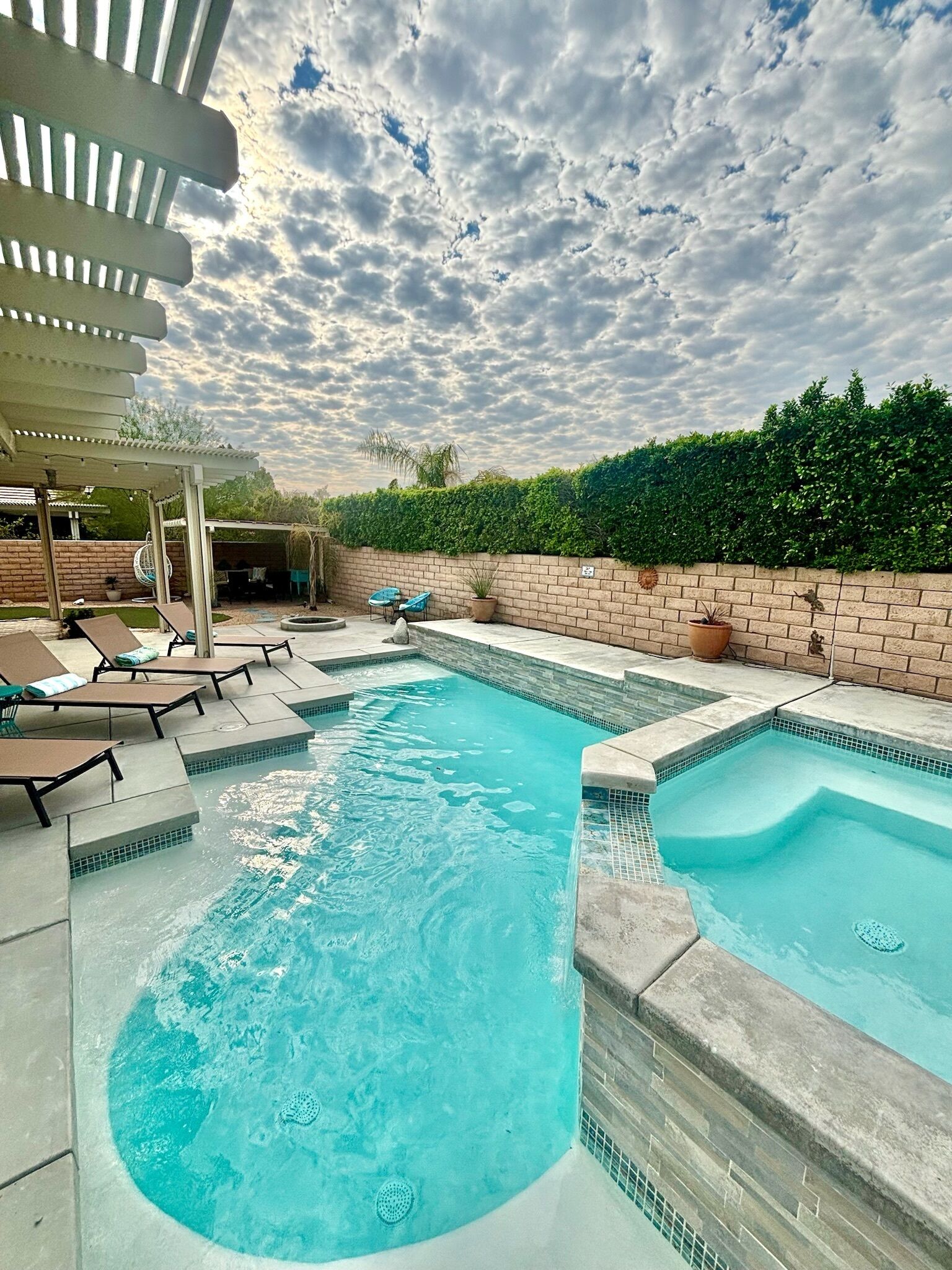 屋内プール、屋外プール