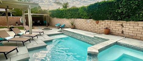 Piscine couverte, piscine extérieure