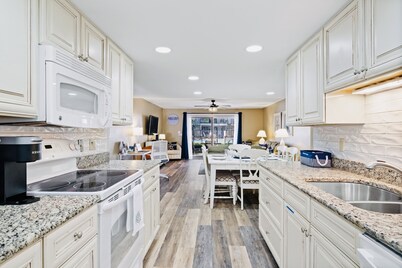 31 Ocean Club - Oceanfront Complex, all one level & just steps to the beach!