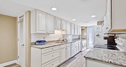 31 Ocean Club - Oceanfront Complex, all one level & just steps to the beach!