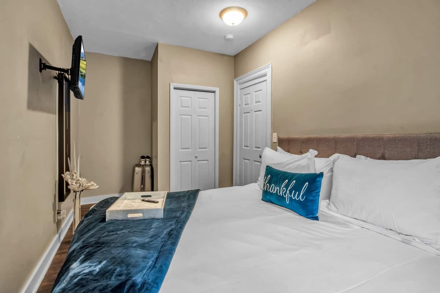 1 camera, ferro/asse da stiro, Wi-Fi gratuito, lenzuola