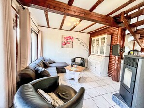 Télévision, cheminée