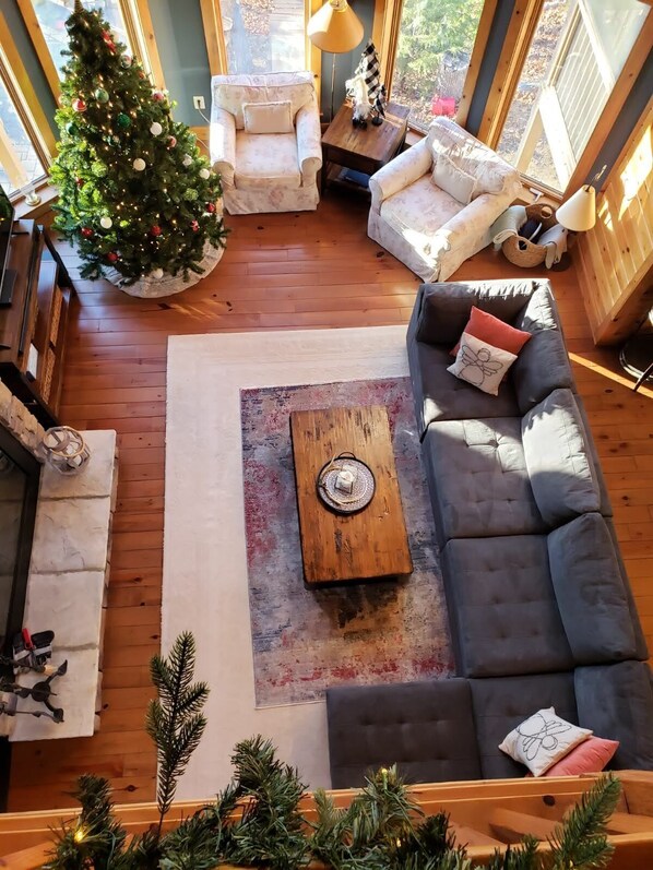 Smart TV, fireplace, video games, DVD player