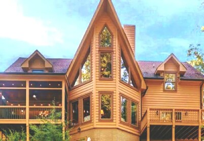 Lakefront Cabin: Sunset View+Jetted tub+ Tesla Charger